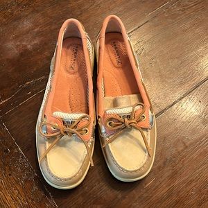 Never worn top siders